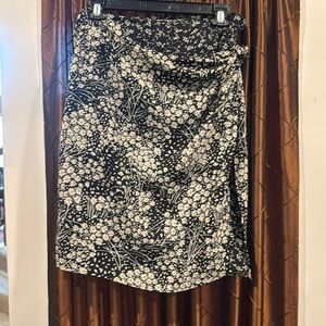 Side Zip Sarong Floral Rayon Skirt size 10 NWT